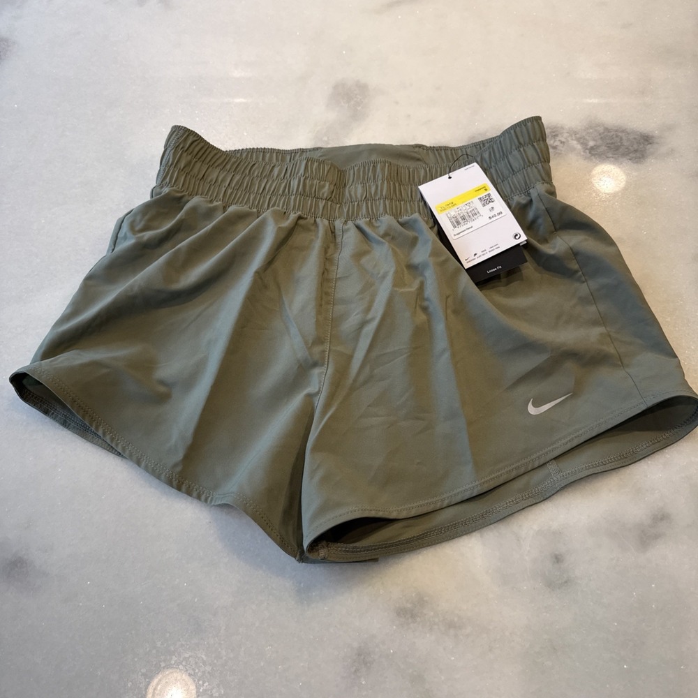 New Nike Dri‎ Fit Training Shorts Women's Size Small Sage Color